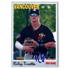 Riley Tirotta autograph